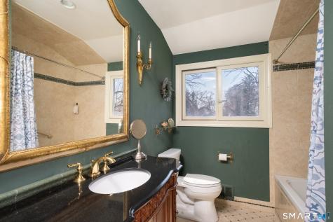 56 Lakeview Drive Stamford CT 06905