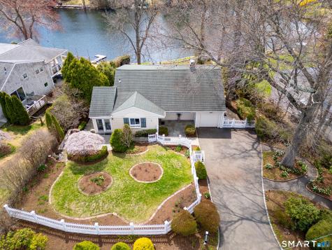 56 Lakeview Drive Stamford CT 06905