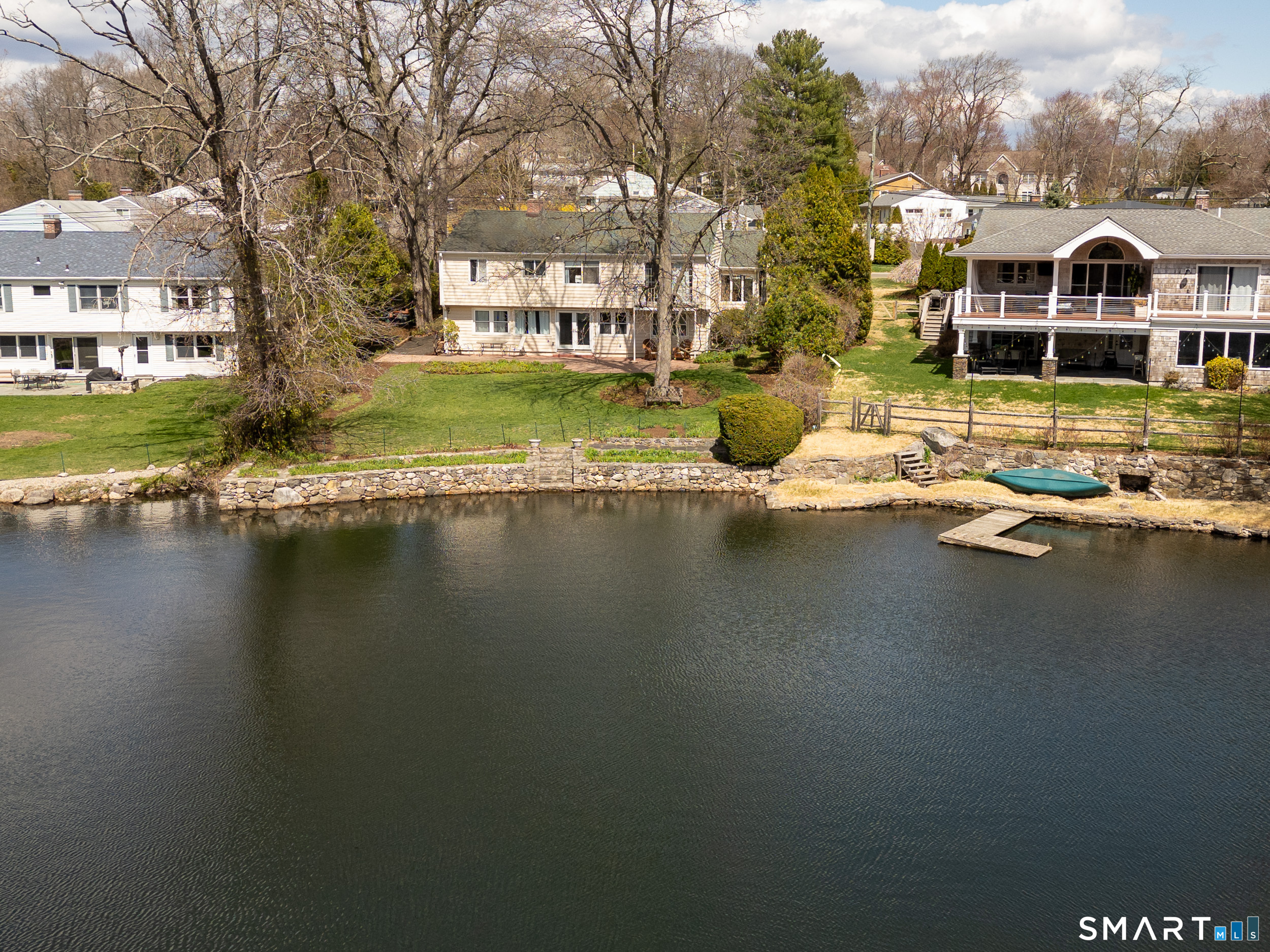 56 Lakeview Drive Stamford CT 06905