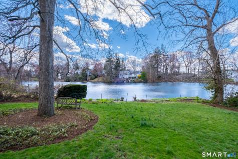56 Lakeview Drive Stamford CT 06905