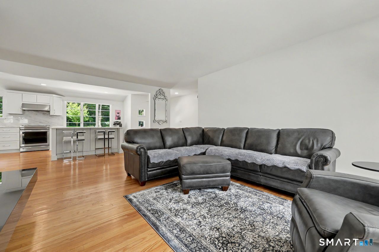 48 Mulberry Road Woodbridge CT 06525