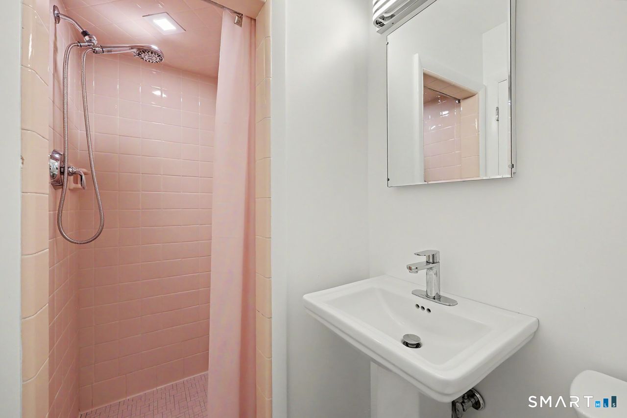 48 Mulberry Road Woodbridge CT 06525