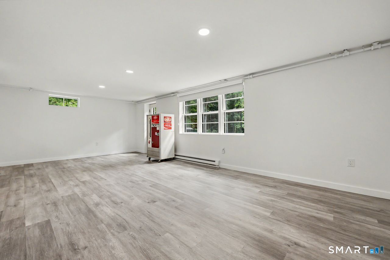 48 Mulberry Road Woodbridge CT 06525