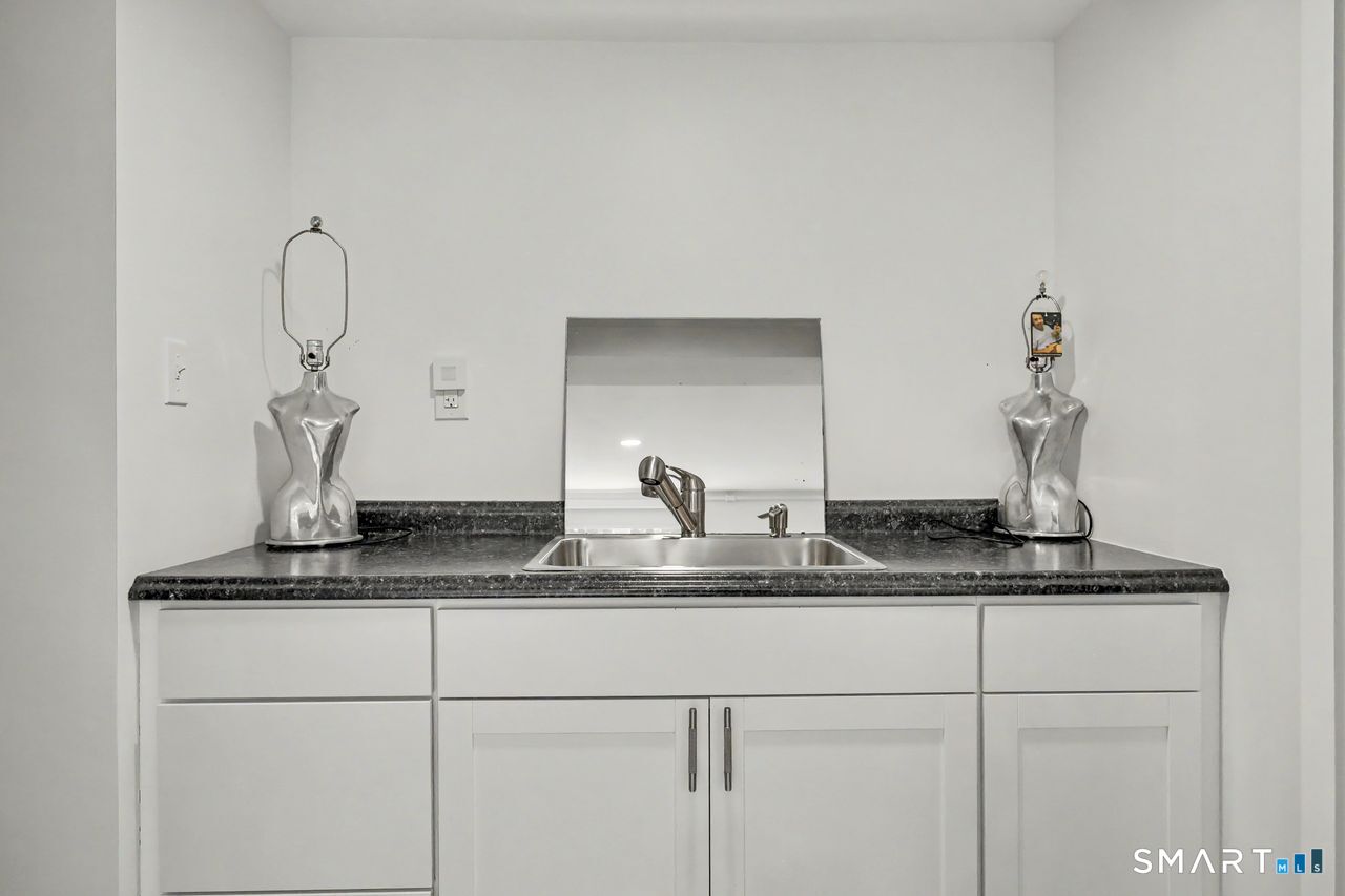 48 Mulberry Road Woodbridge CT 06525
