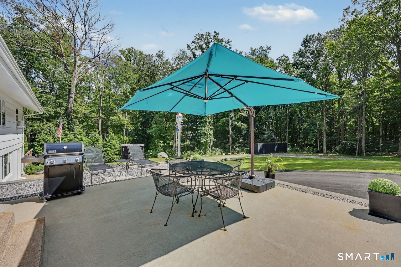 48 Mulberry Road Woodbridge CT 06525