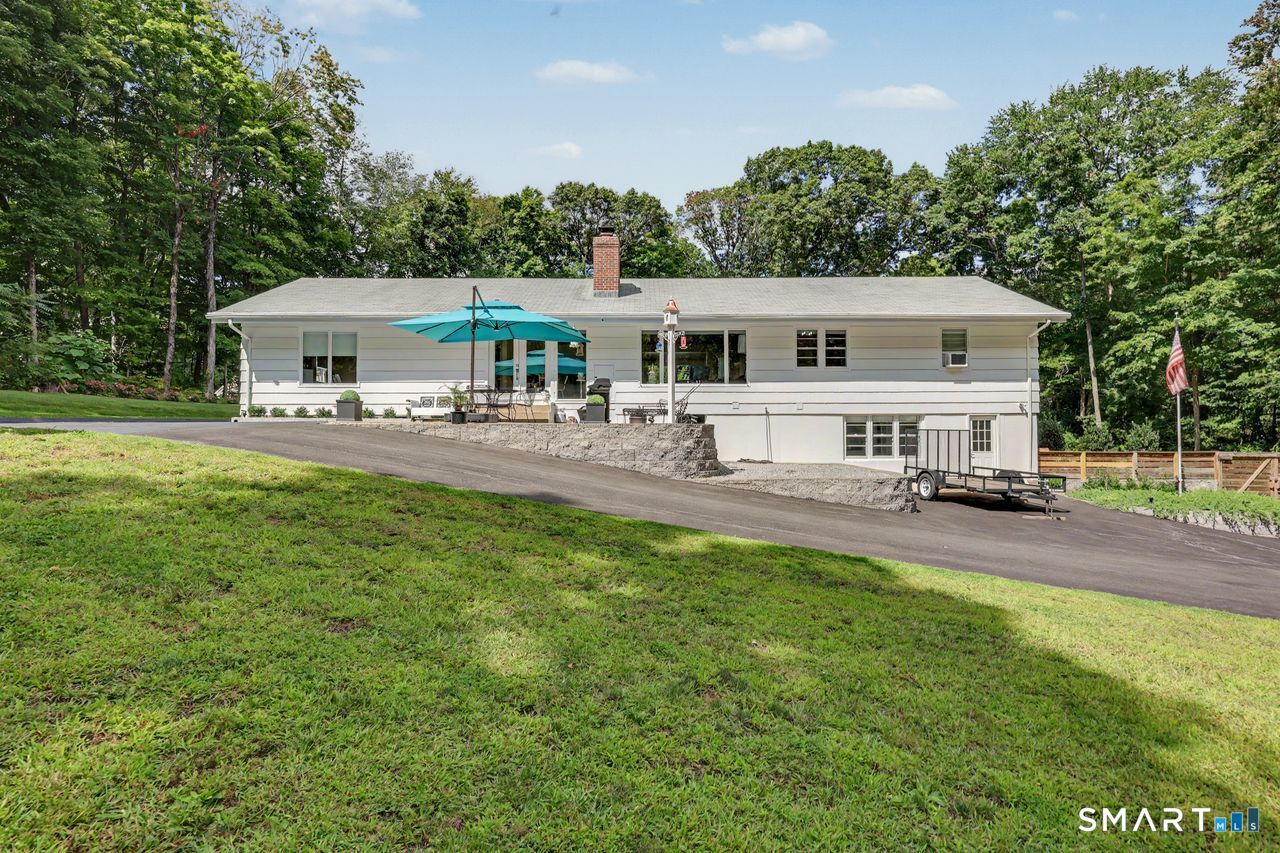 48 Mulberry Road Woodbridge CT 06525