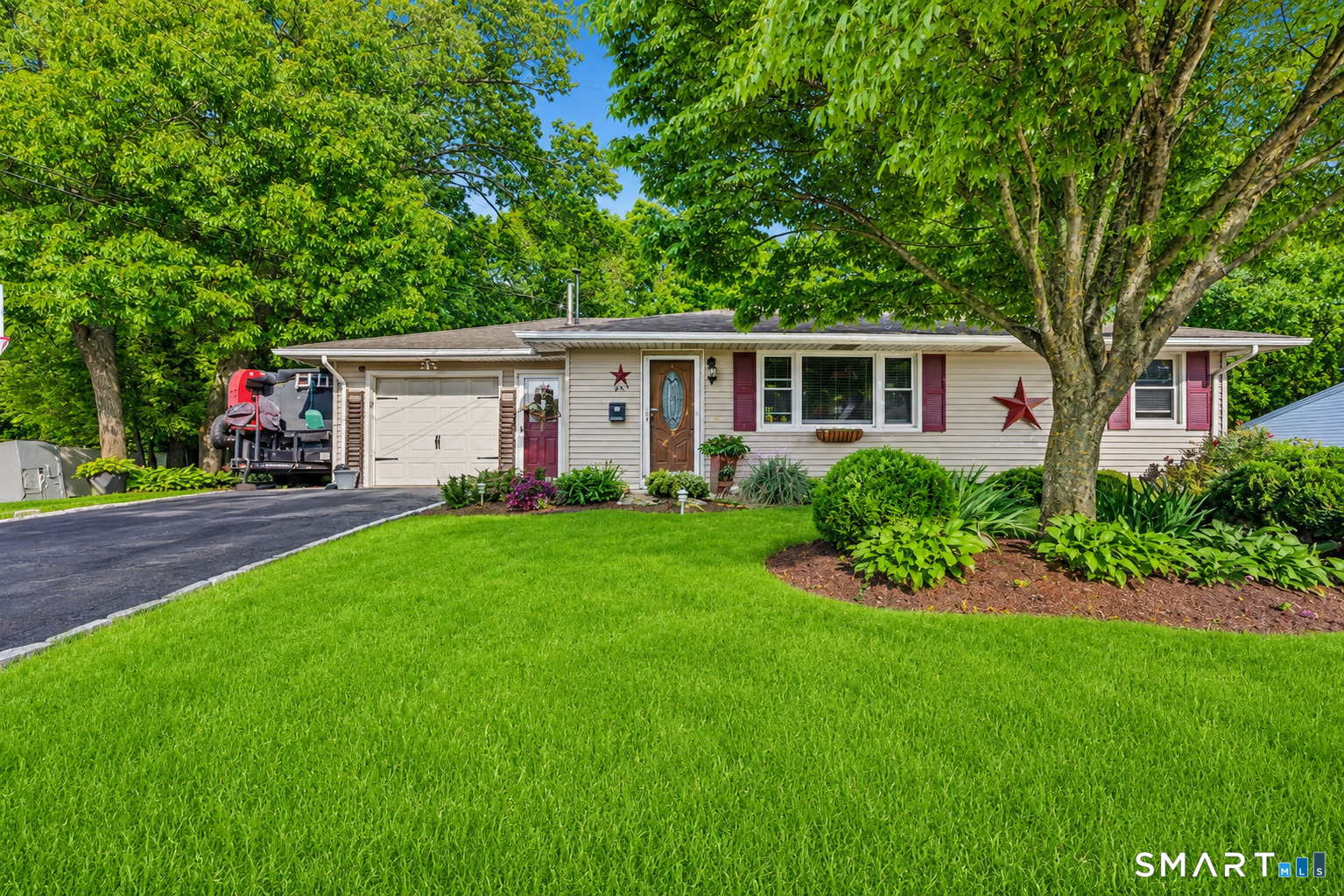 214 Beth Lane Waterbury CT 06705