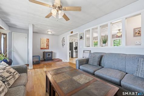 214 Beth Lane Waterbury CT 06705