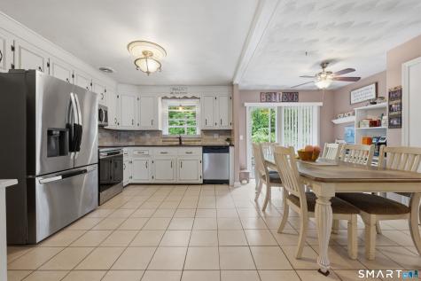 214 Beth Lane Waterbury CT 06705