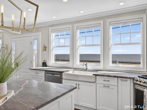 382 Maple Avenue Old Saybrook CT 06475