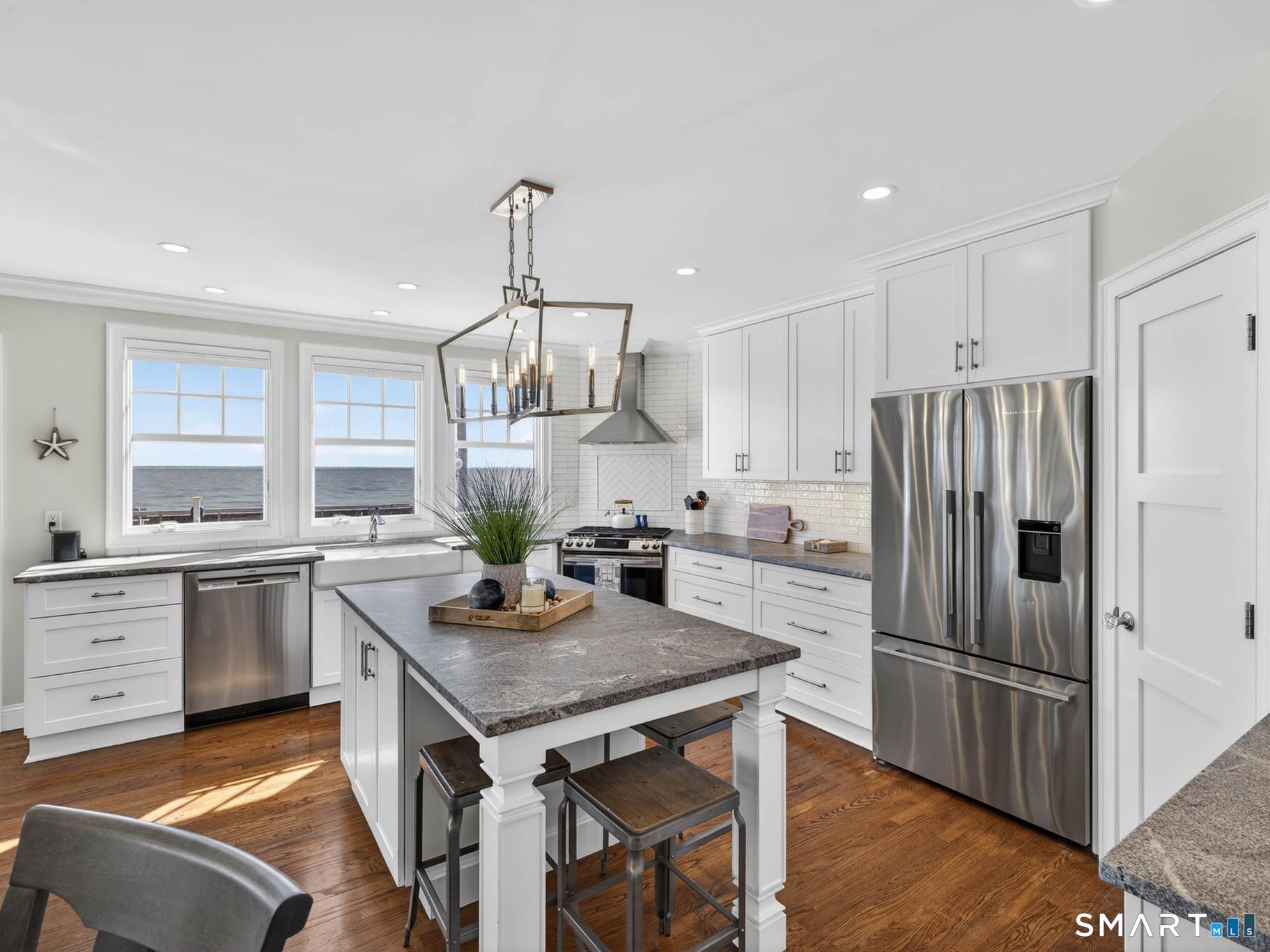 382 Maple Avenue Old Saybrook CT 06475