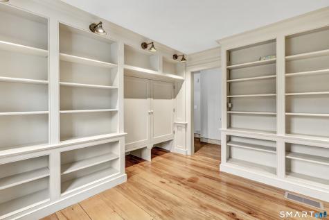 215 Cross Ridge Road New Canaan CT 06840