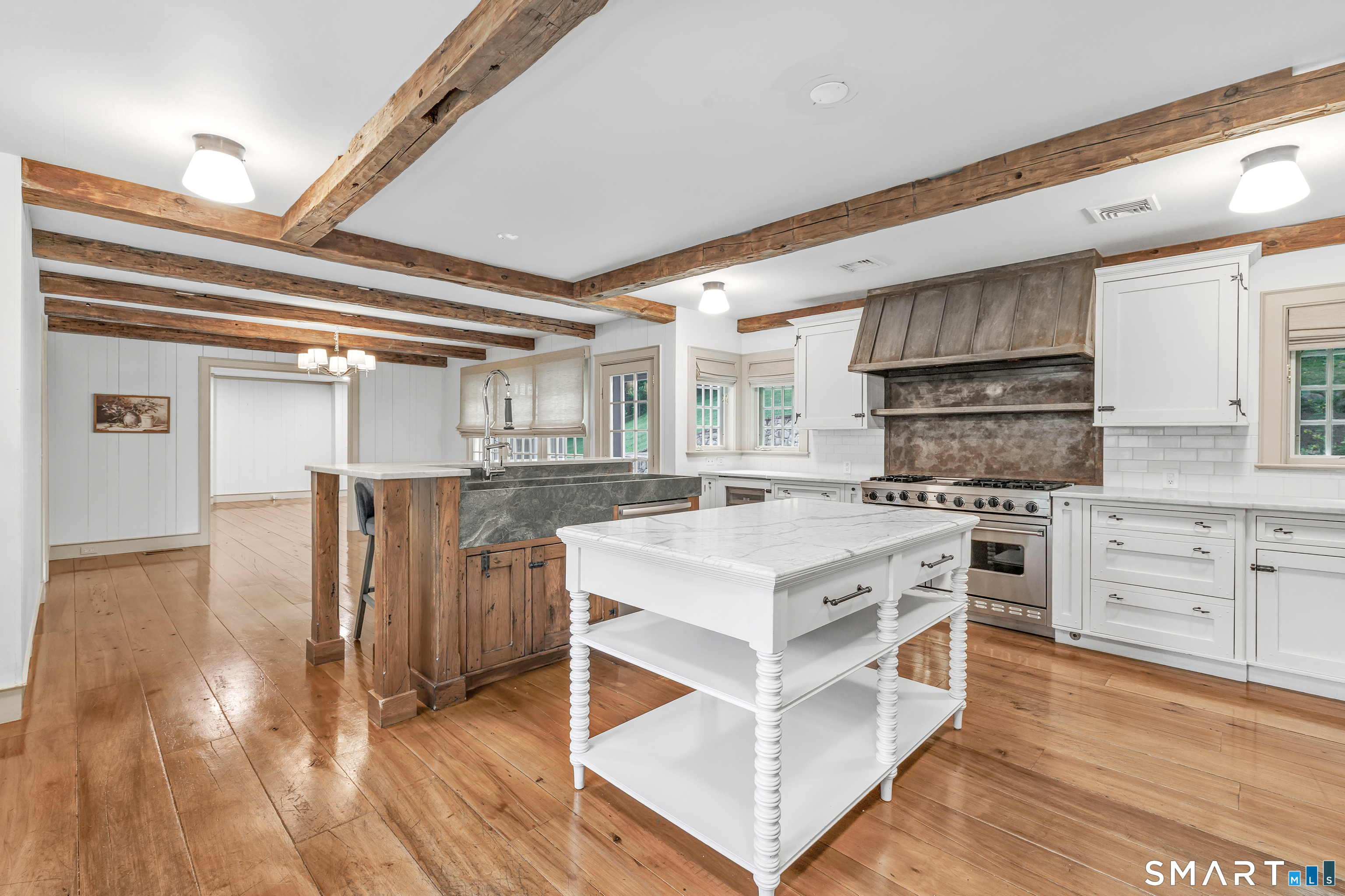 215 Cross Ridge Road New Canaan CT 06840