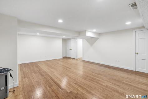 215 Cross Ridge Road New Canaan CT 06840