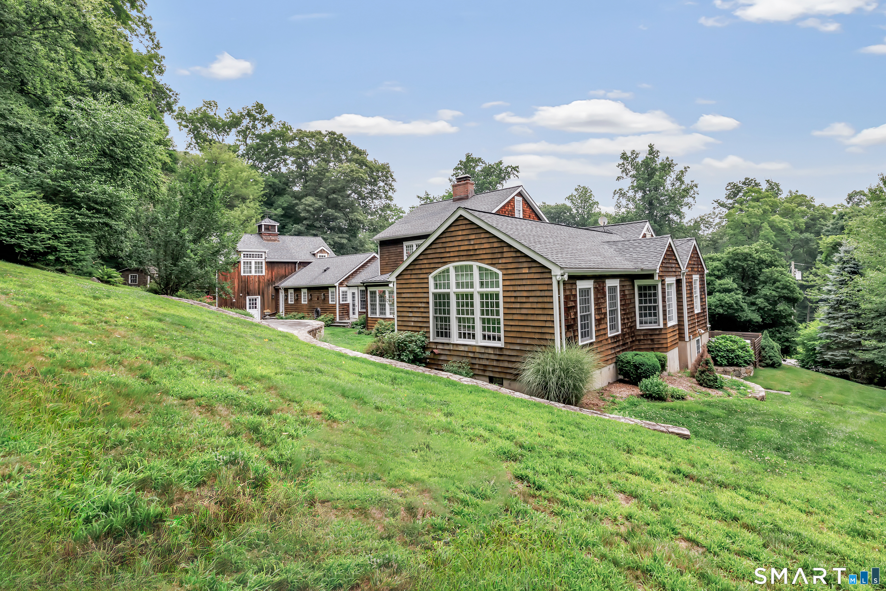 215 Cross Ridge Road New Canaan CT 06840