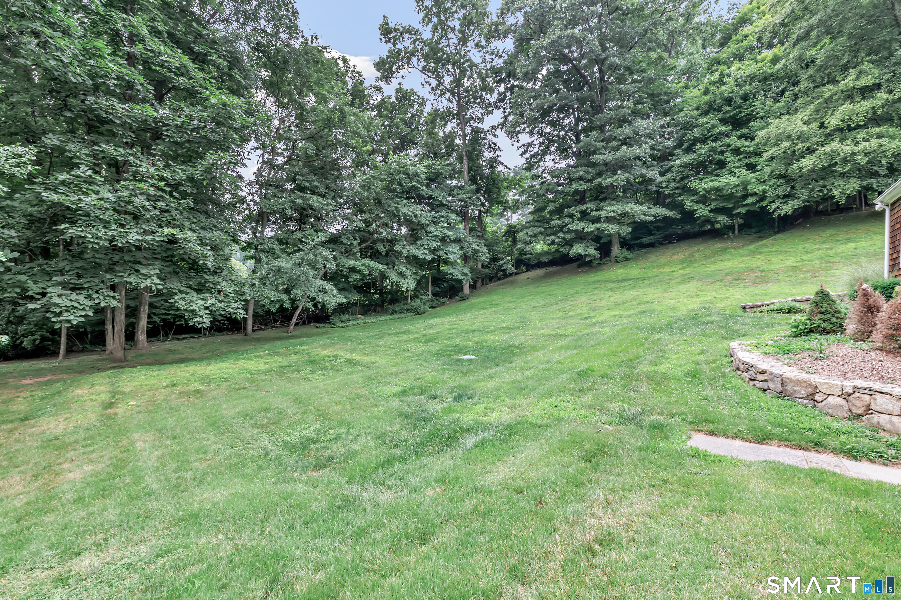 215 Cross Ridge Road New Canaan CT 06840