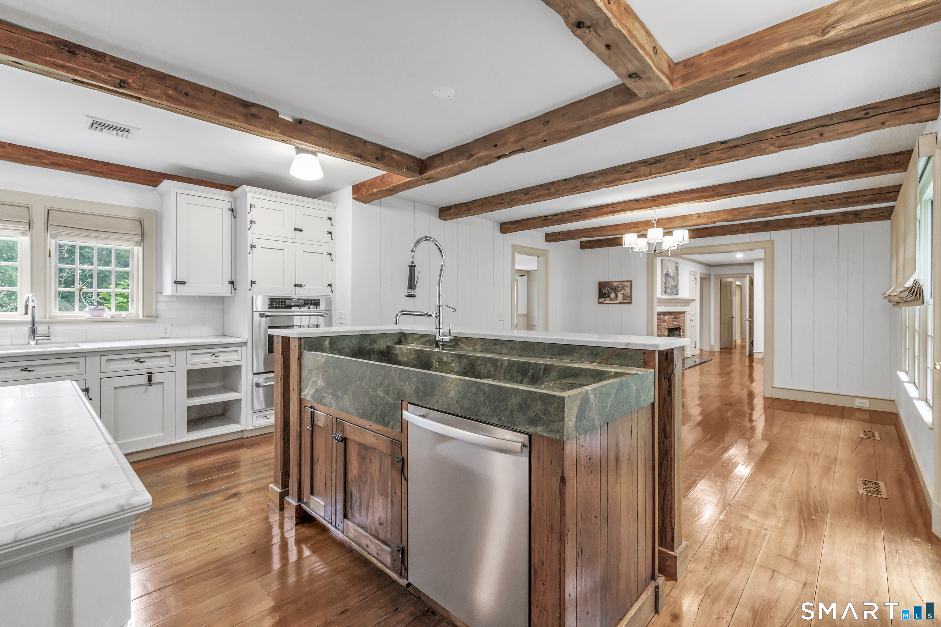 215 Cross Ridge Road New Canaan CT 06840