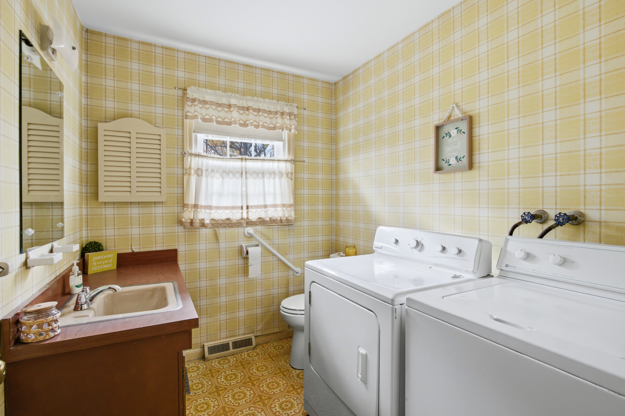 128 Pond Lane Manchester CT 06042