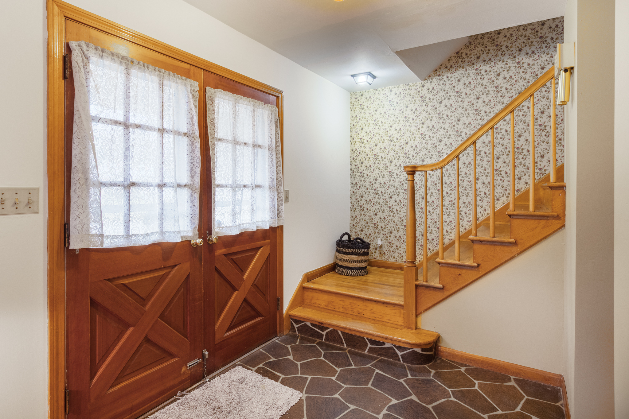 128 Pond Lane Manchester CT 06042