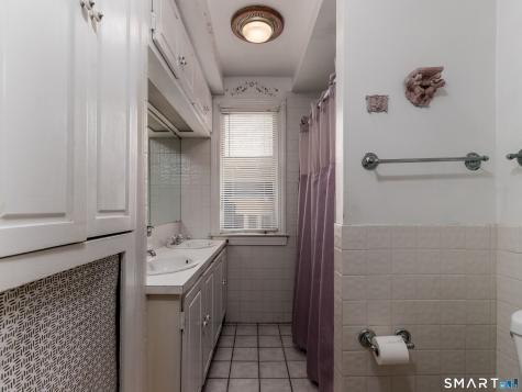 325 South Main Street Wallingford CT 06492