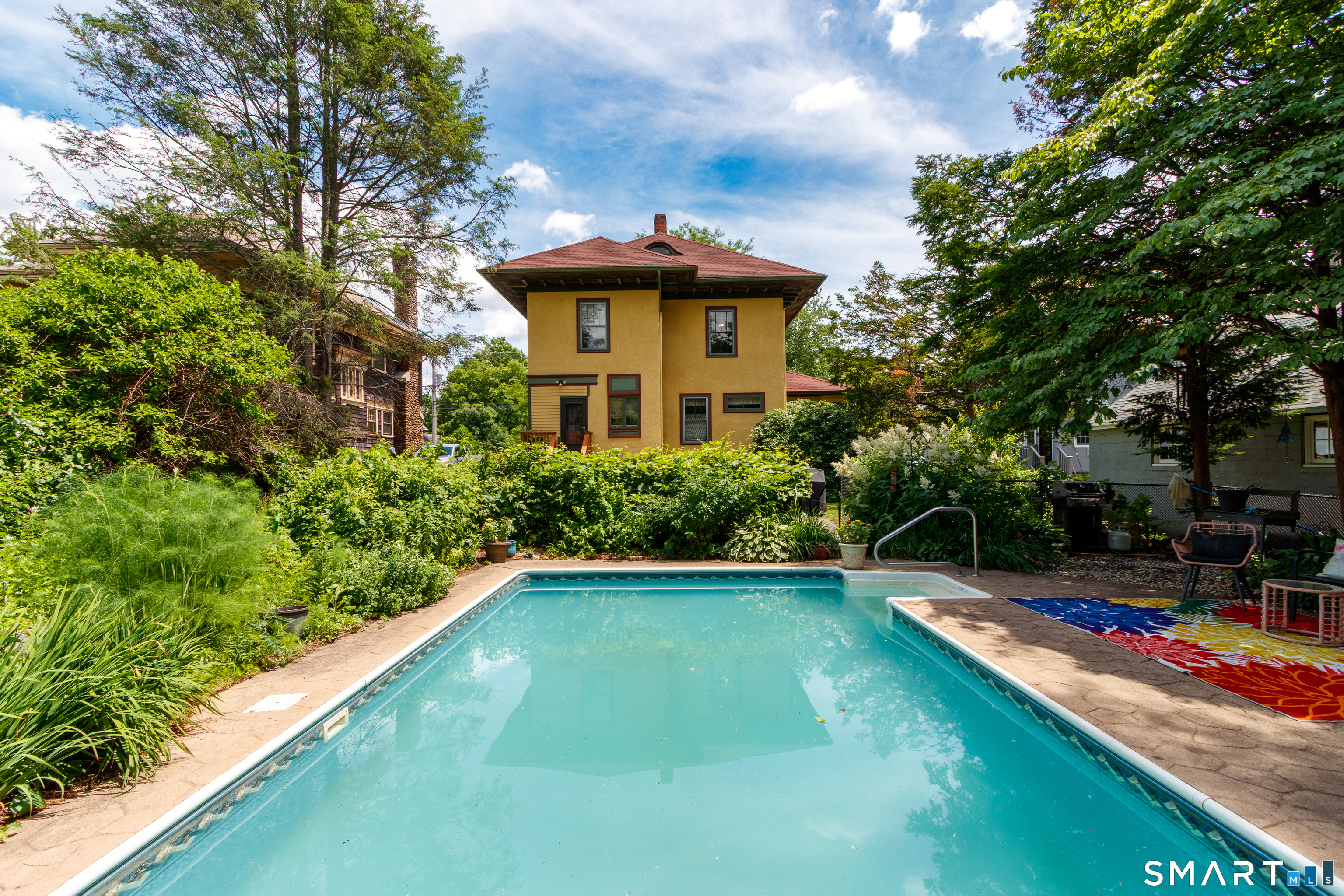 325 South Main Street Wallingford CT 06492