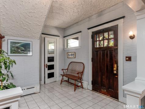 325 South Main Street Wallingford CT 06492