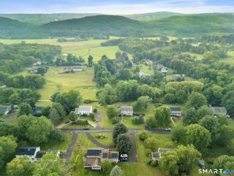 21 Watson Drive Simsbury CT 06092