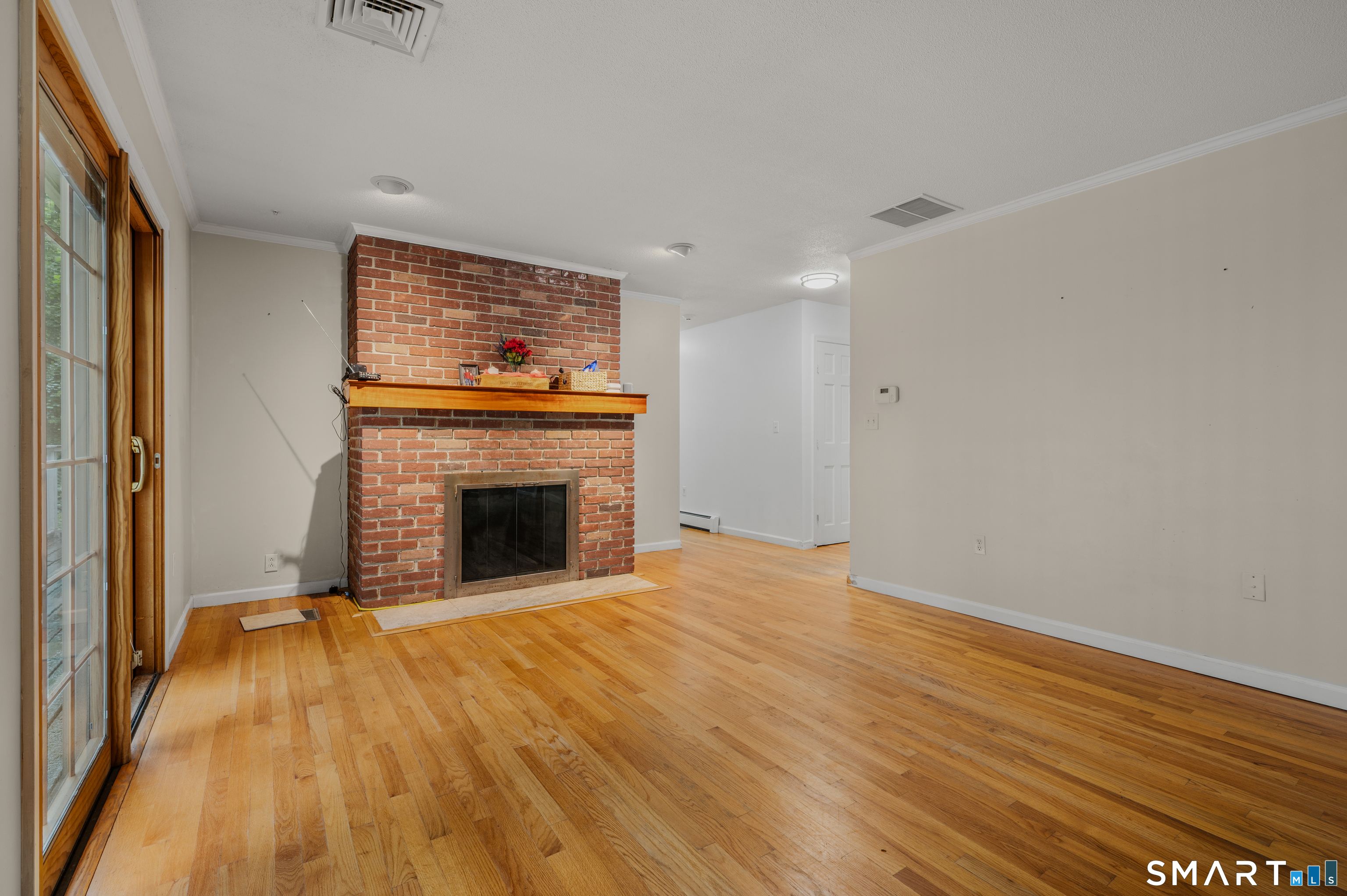 4 Robinhood Drive Ledyard CT 06335