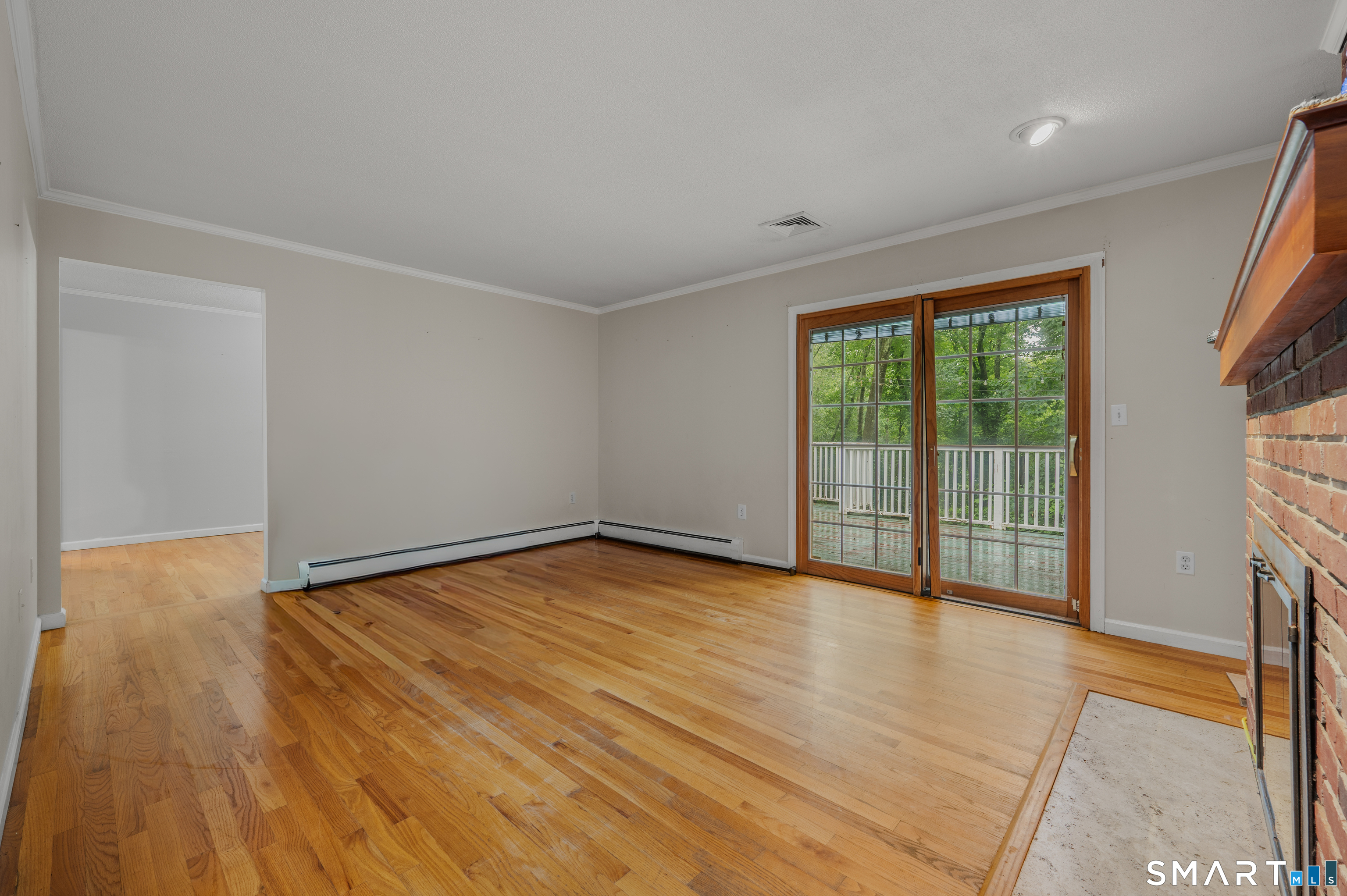 4 Robinhood Drive Ledyard CT 06335
