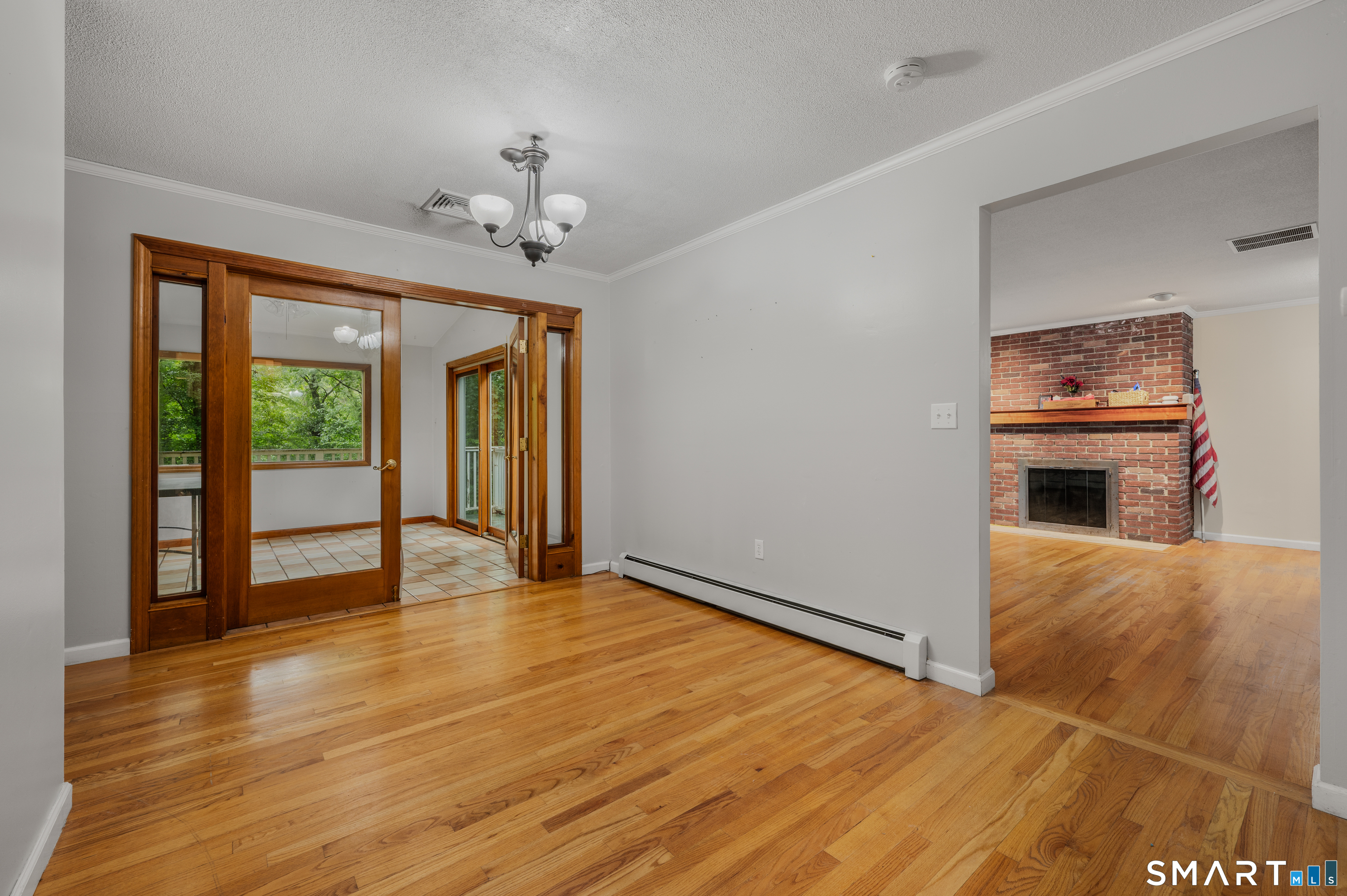 4 Robinhood Drive Ledyard CT 06335