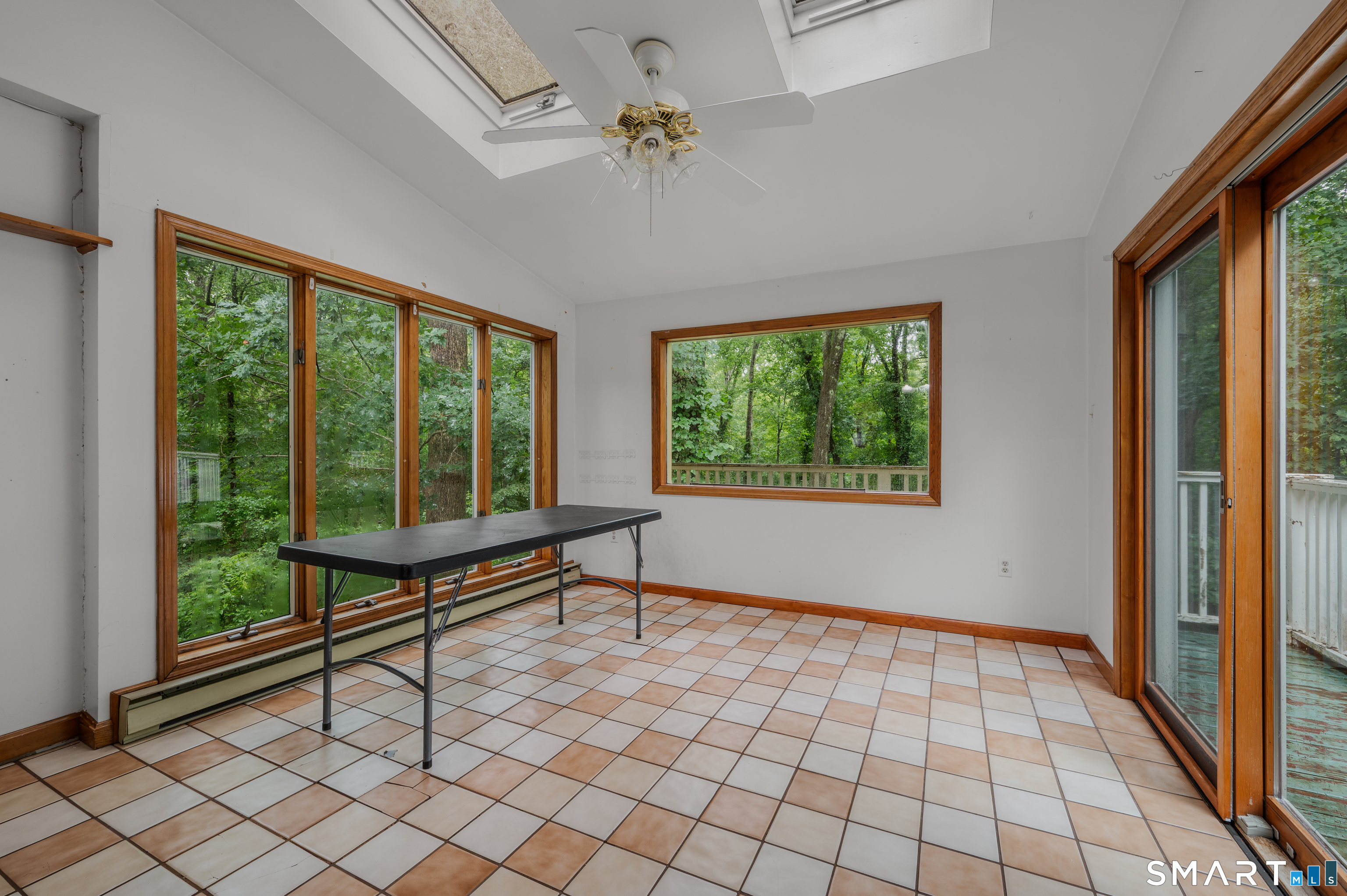 4 Robinhood Drive Ledyard CT 06335