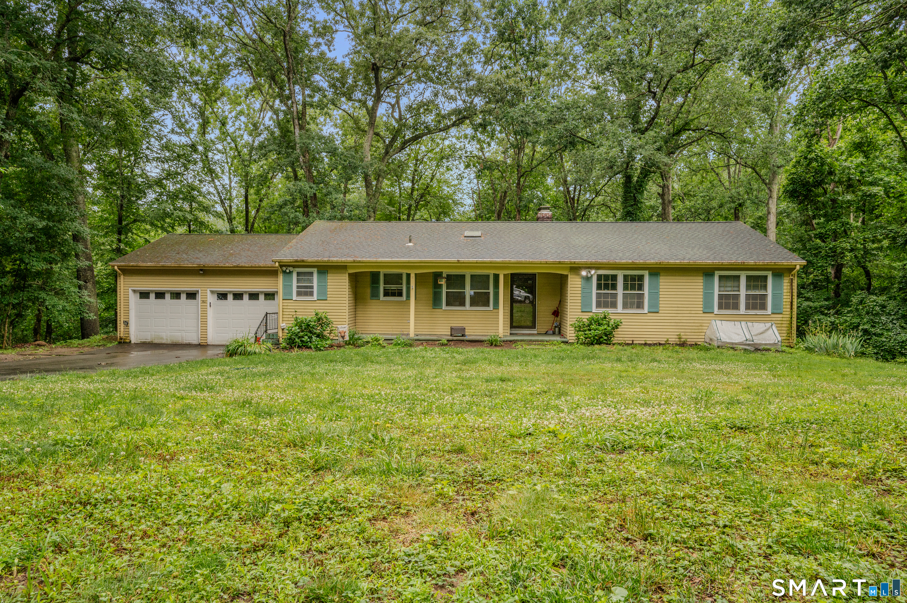 4 Robinhood Drive Ledyard CT 06335
