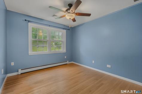 4 Robinhood Drive Ledyard CT 06335