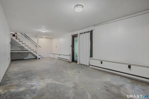 4 Robinhood Drive Ledyard CT 06335