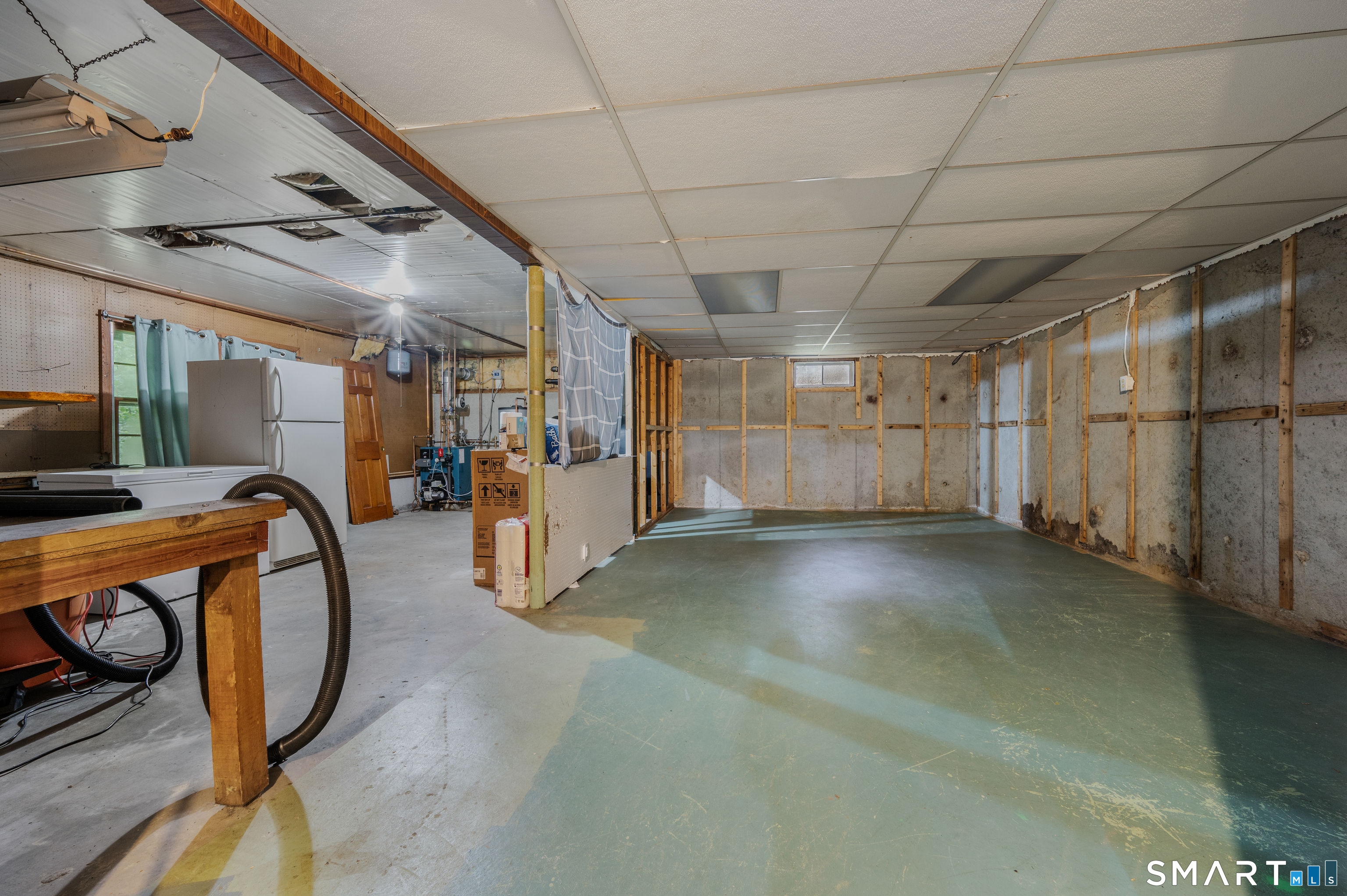 4 Robinhood Drive Ledyard CT 06335