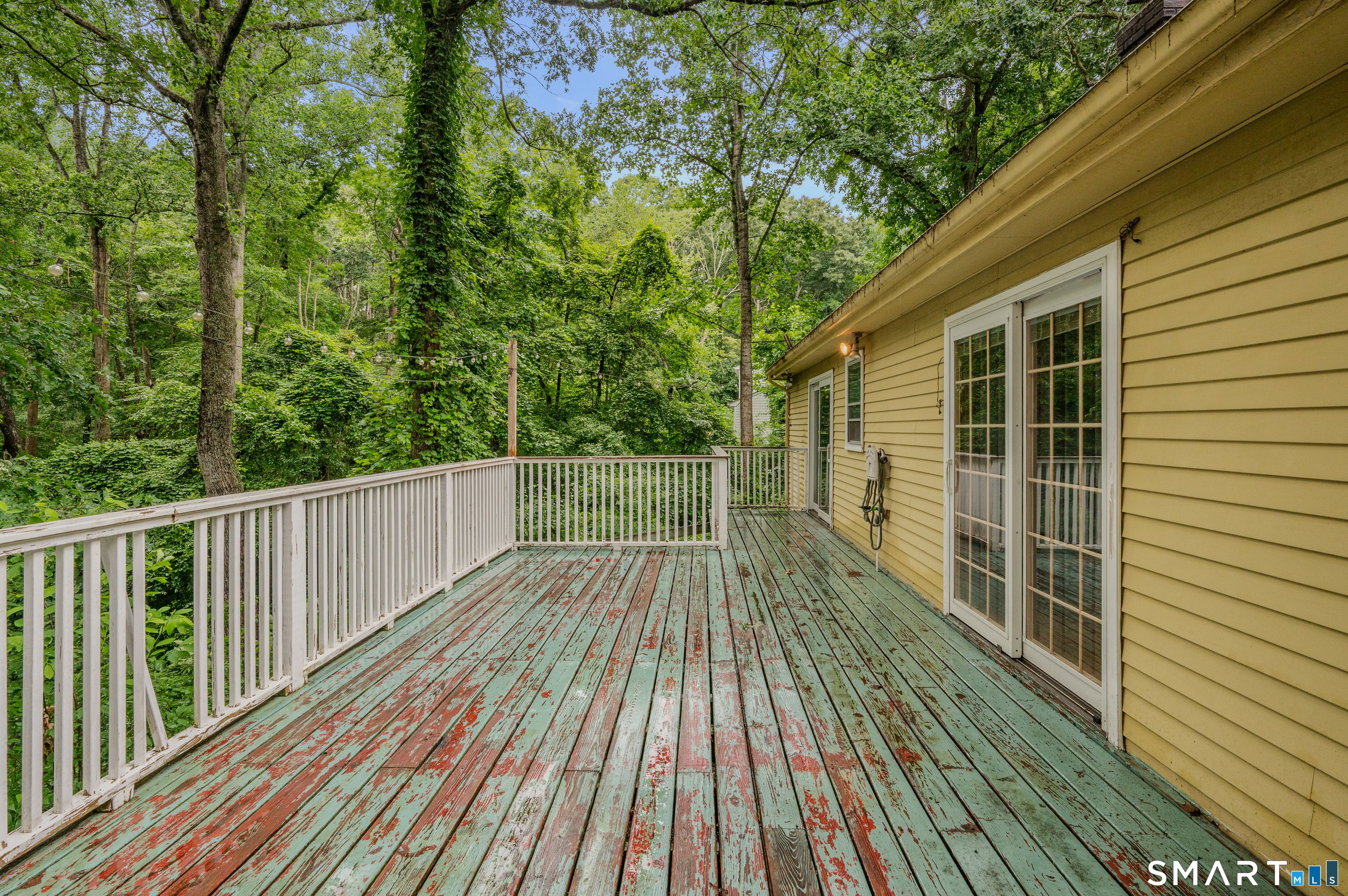 4 Robinhood Drive Ledyard CT 06335