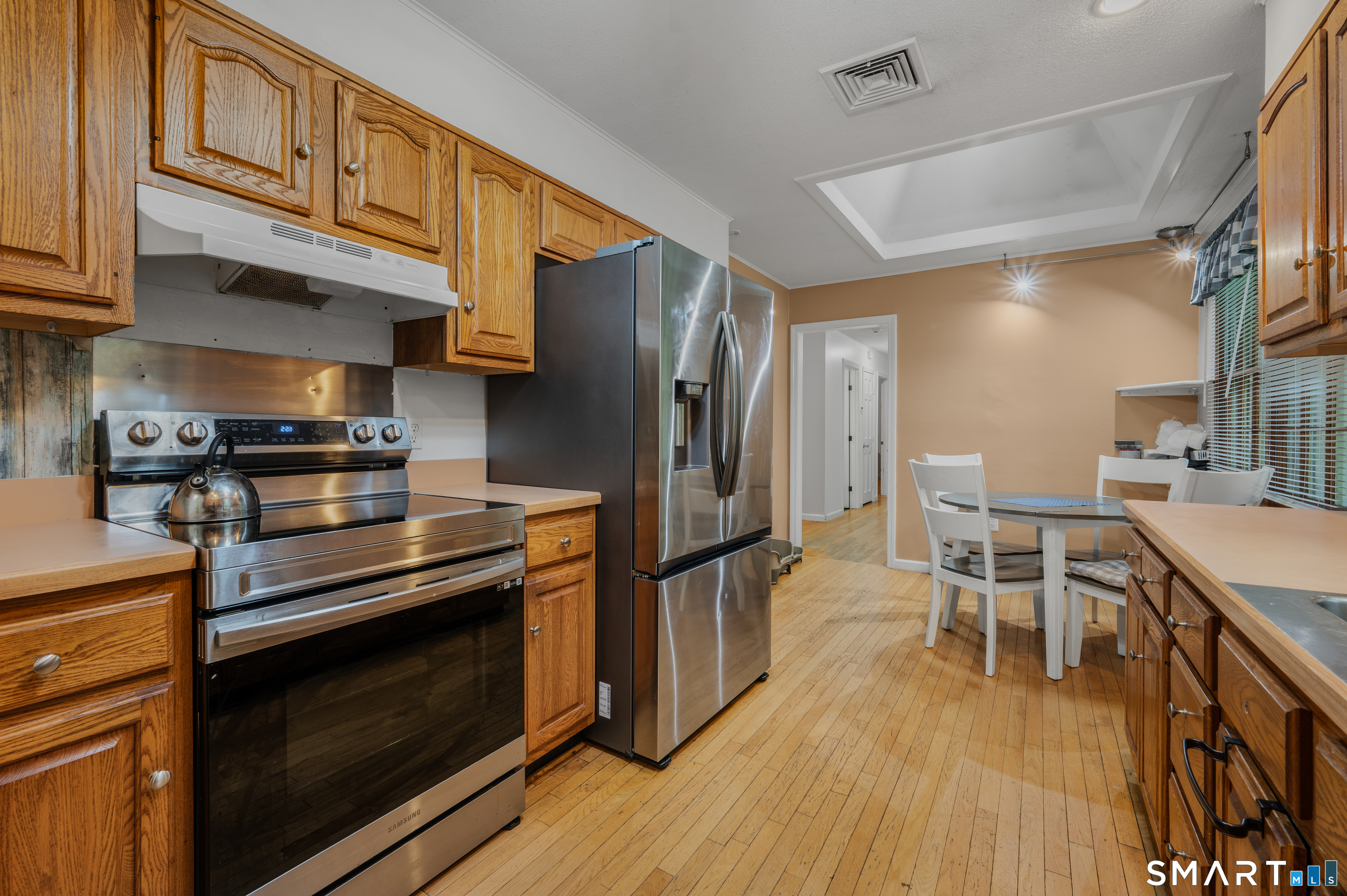 4 Robinhood Drive Ledyard CT 06335
