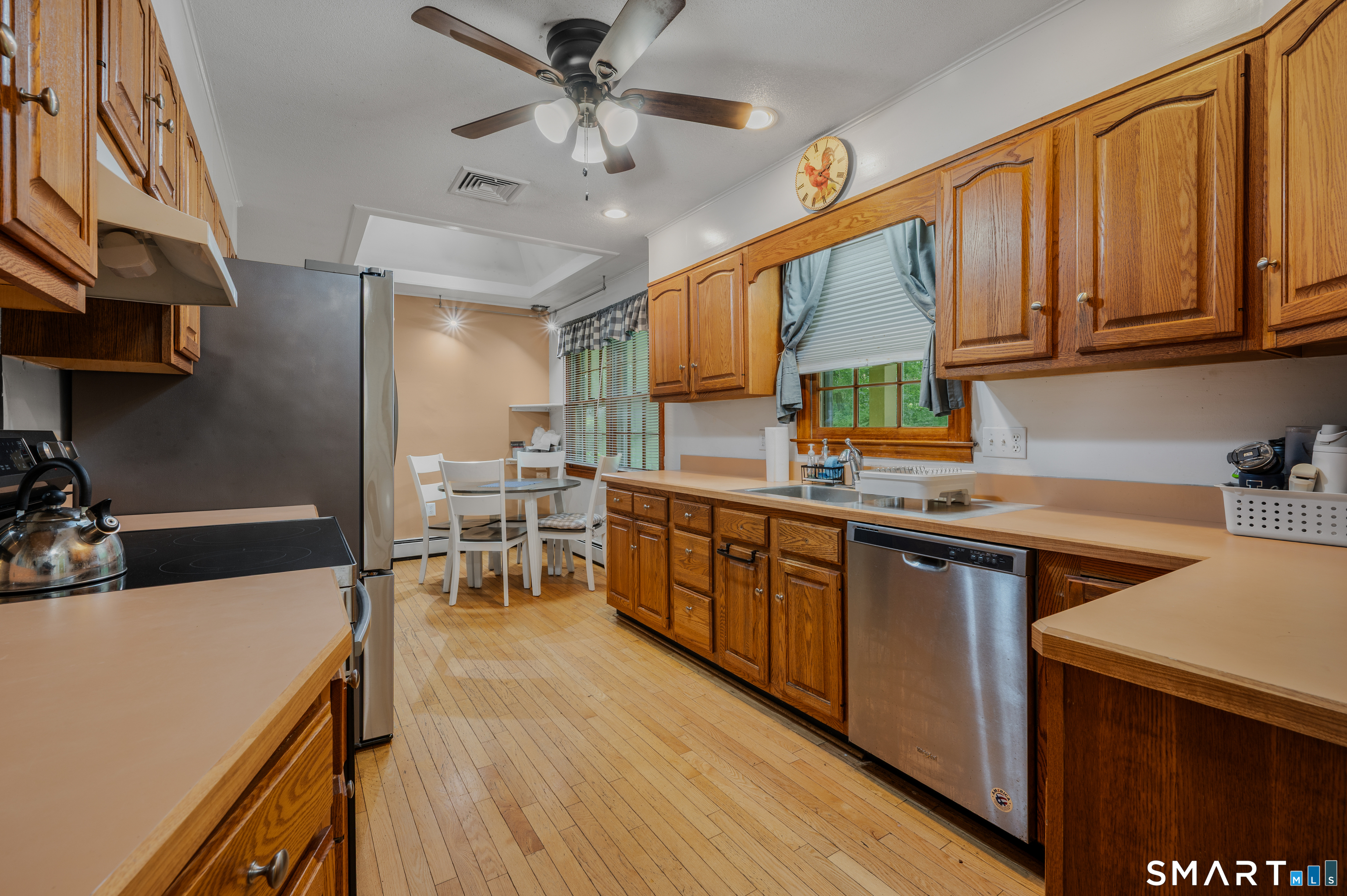 4 Robinhood Drive Ledyard CT 06335