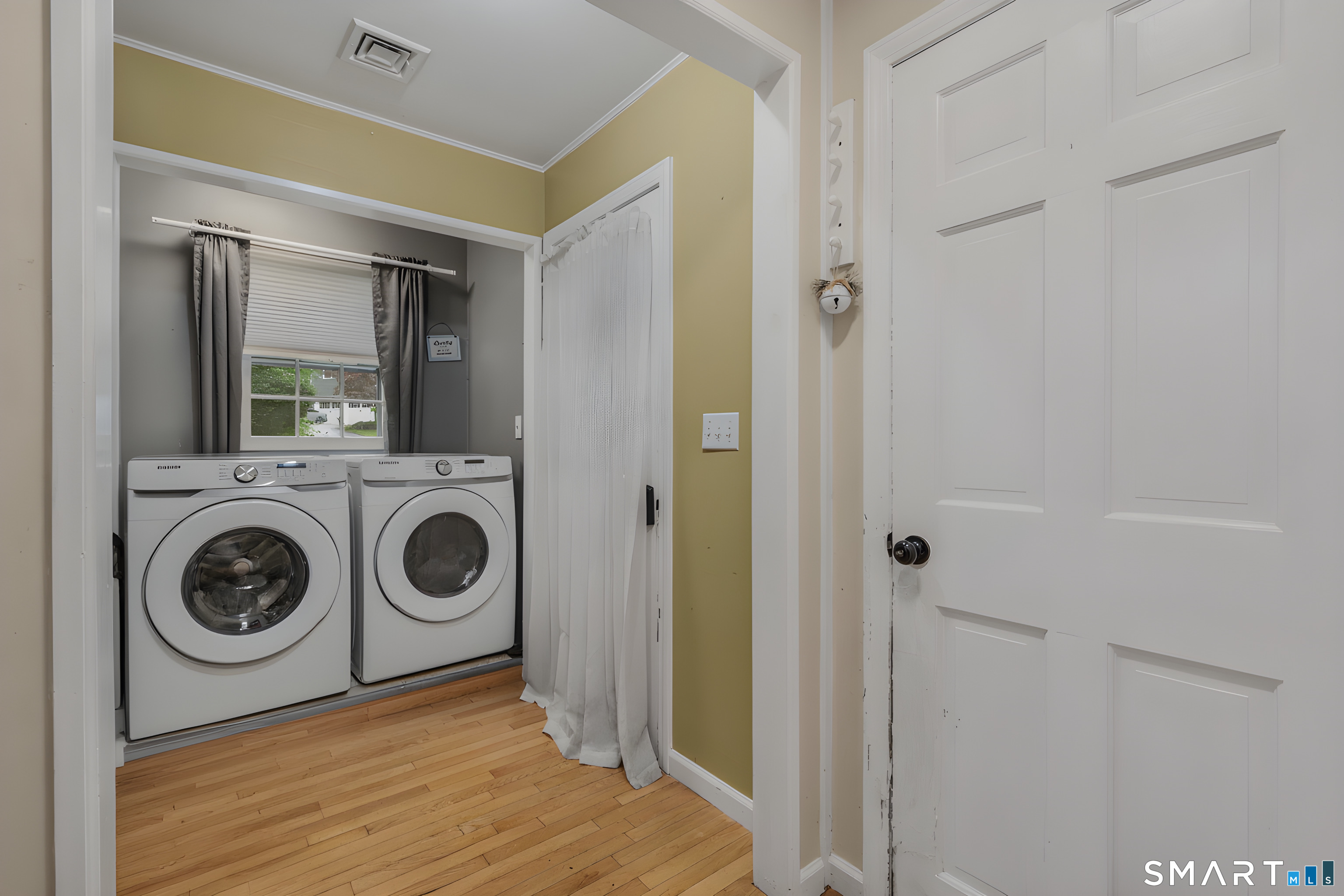 4 Robinhood Drive Ledyard CT 06335