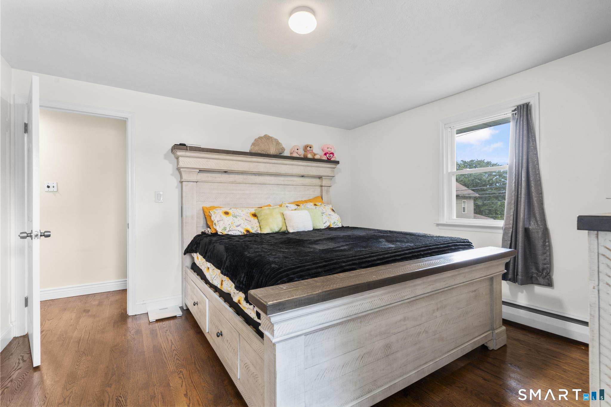 33 Allen Avenue Meriden CT 06451