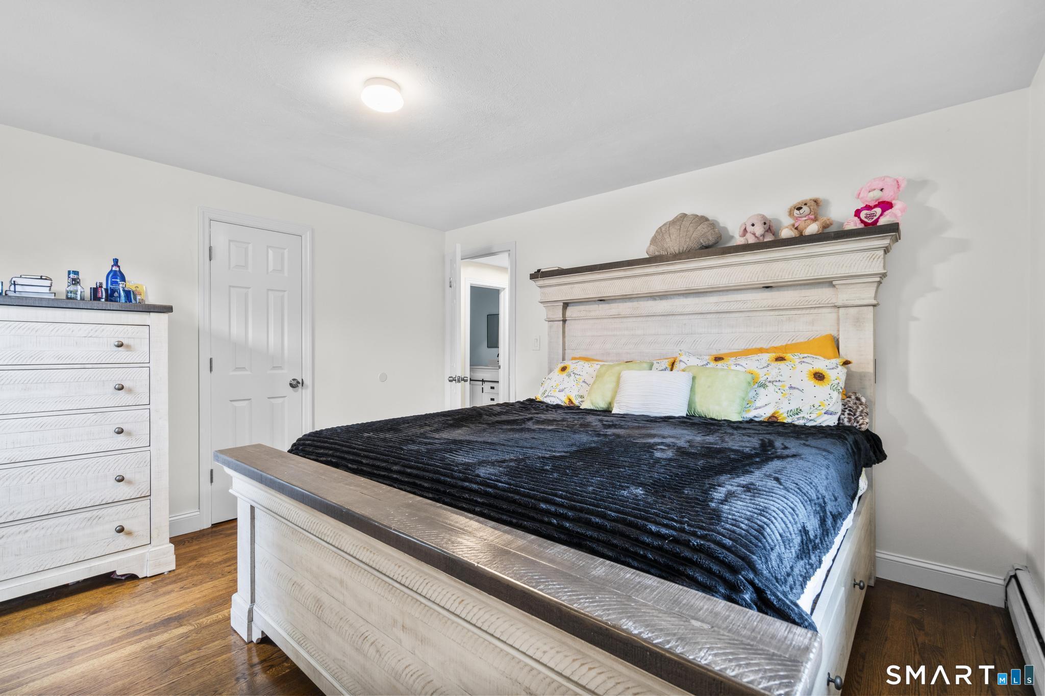 33 Allen Avenue Meriden CT 06451