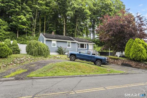 33 Allen Avenue Meriden CT 06451