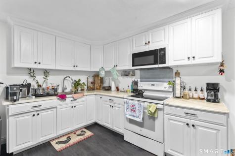 33 Allen Avenue Meriden CT 06451