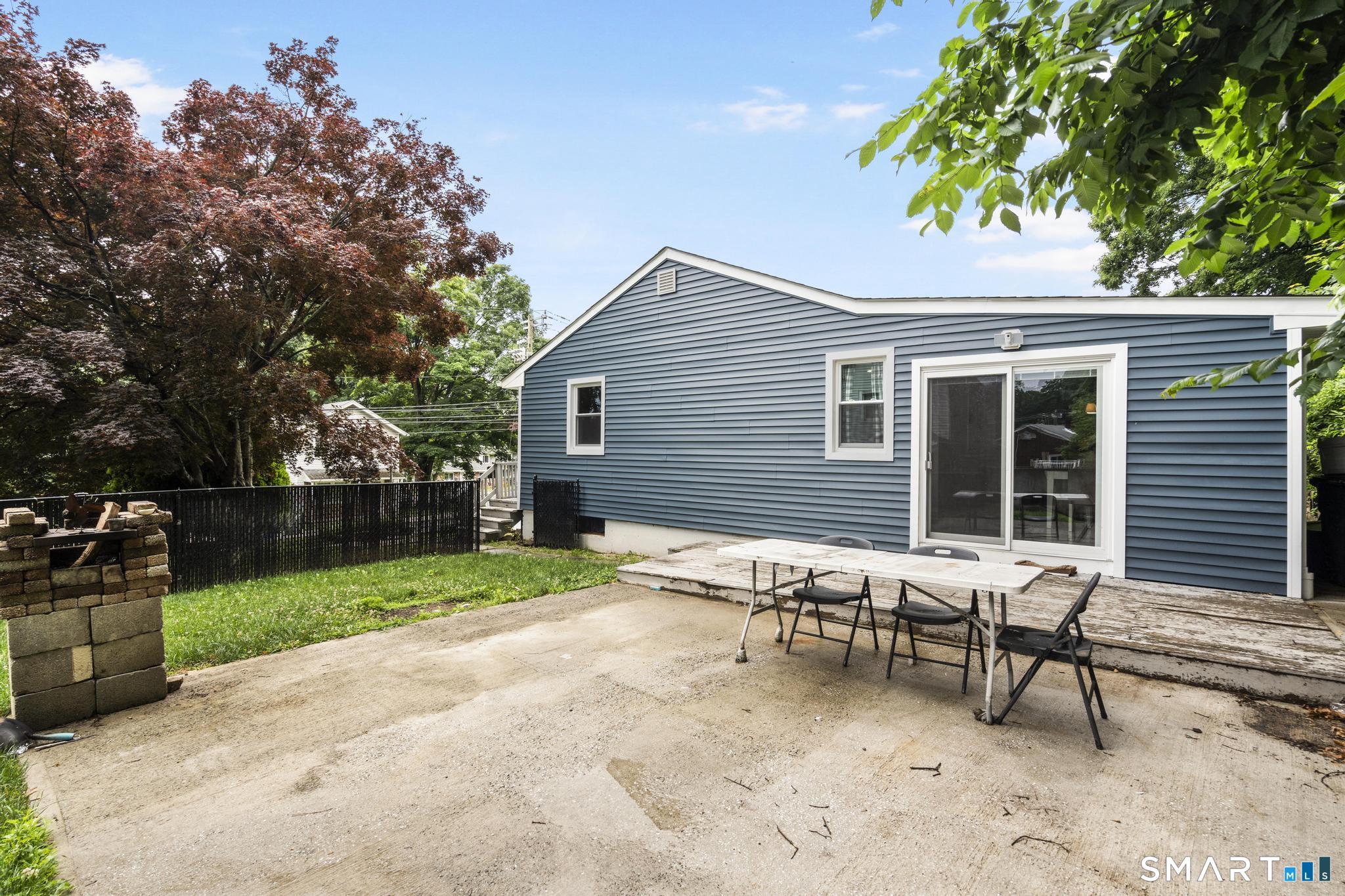 33 Allen Avenue Meriden CT 06451