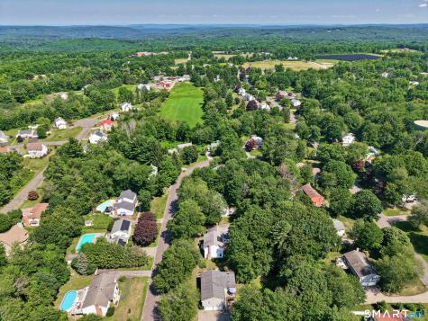 172 Wedgewood Drive Torrington CT 06790