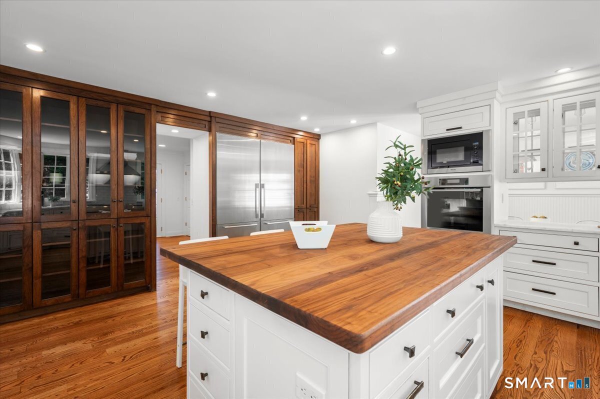 27 Woody Lane Westport CT 06880