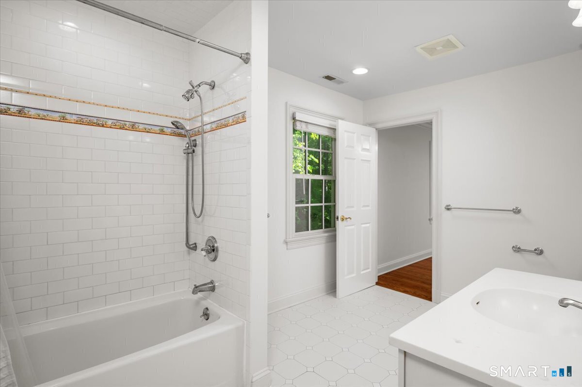 27 Woody Lane Westport CT 06880