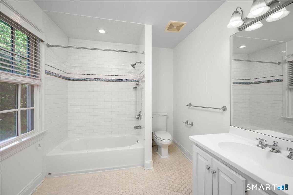 27 Woody Lane Westport CT 06880