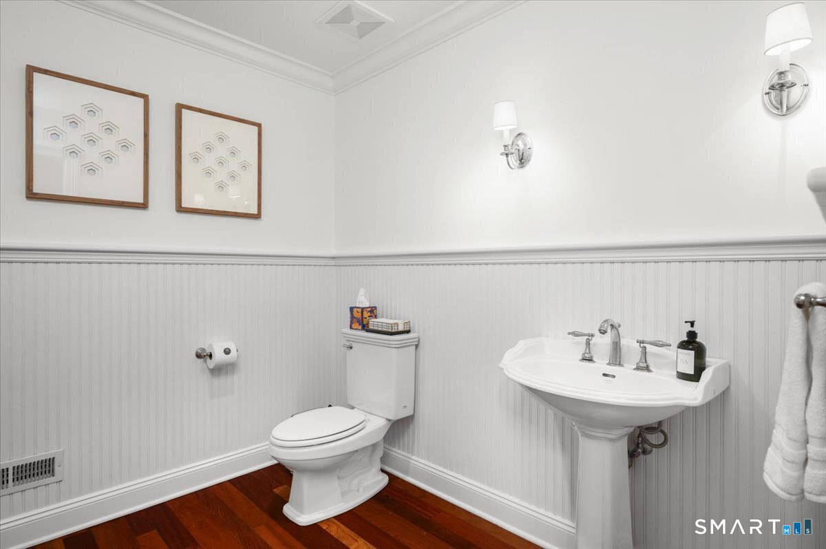 27 Woody Lane Westport CT 06880