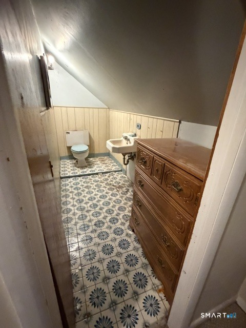 60 Welland Avenue Waterbury CT 06708